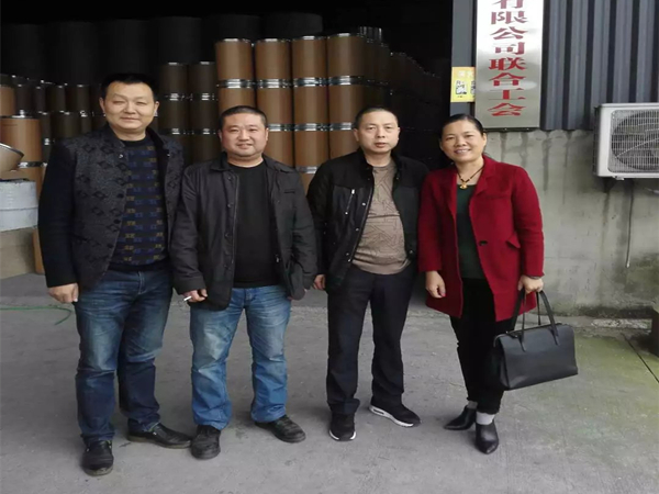 株洲市華興紙桶包裝有限責任公司,株洲市華興紙桶包裝,株洲鍍鋅桶,株洲油漆桶,株洲彩桶 株洲市華興紙桶包裝有限責任公司,株洲市華興紙桶包裝,株洲鍍鋅桶,株洲油漆桶,株洲彩桶