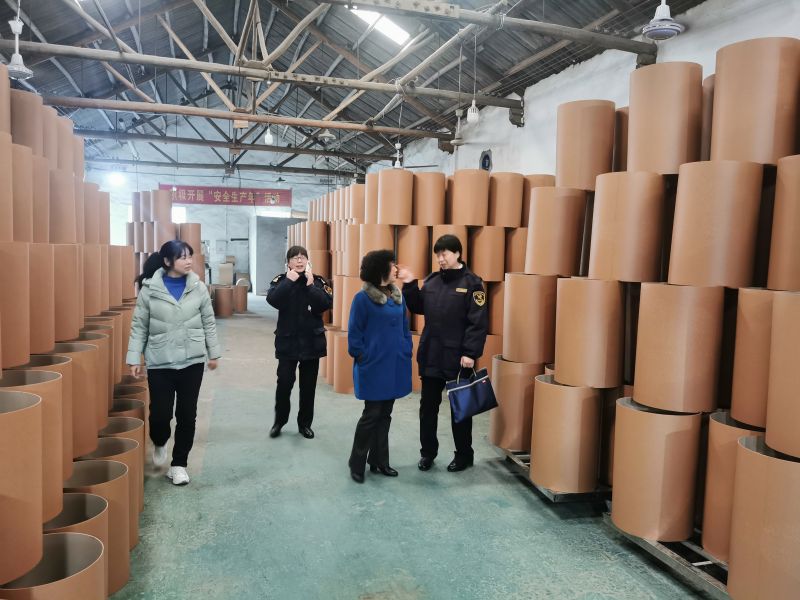 株洲市華興紙桶包裝有限責(zé)任公司,株洲市華興紙桶包裝,湖南紙桶,株洲鍍鋅桶,株洲油漆桶,株洲彩桶,纖維板桶,鐵箍紙筒,株洲華興,紙板桶,焊絲桶, 株洲市華興紙桶包裝有限責(zé)任公司,株洲市華興紙桶包裝,湖南紙桶,株洲鍍鋅桶,株洲油漆桶,株洲彩桶,纖維板桶,鐵箍紙筒,株洲華興,紙板桶,焊絲桶,